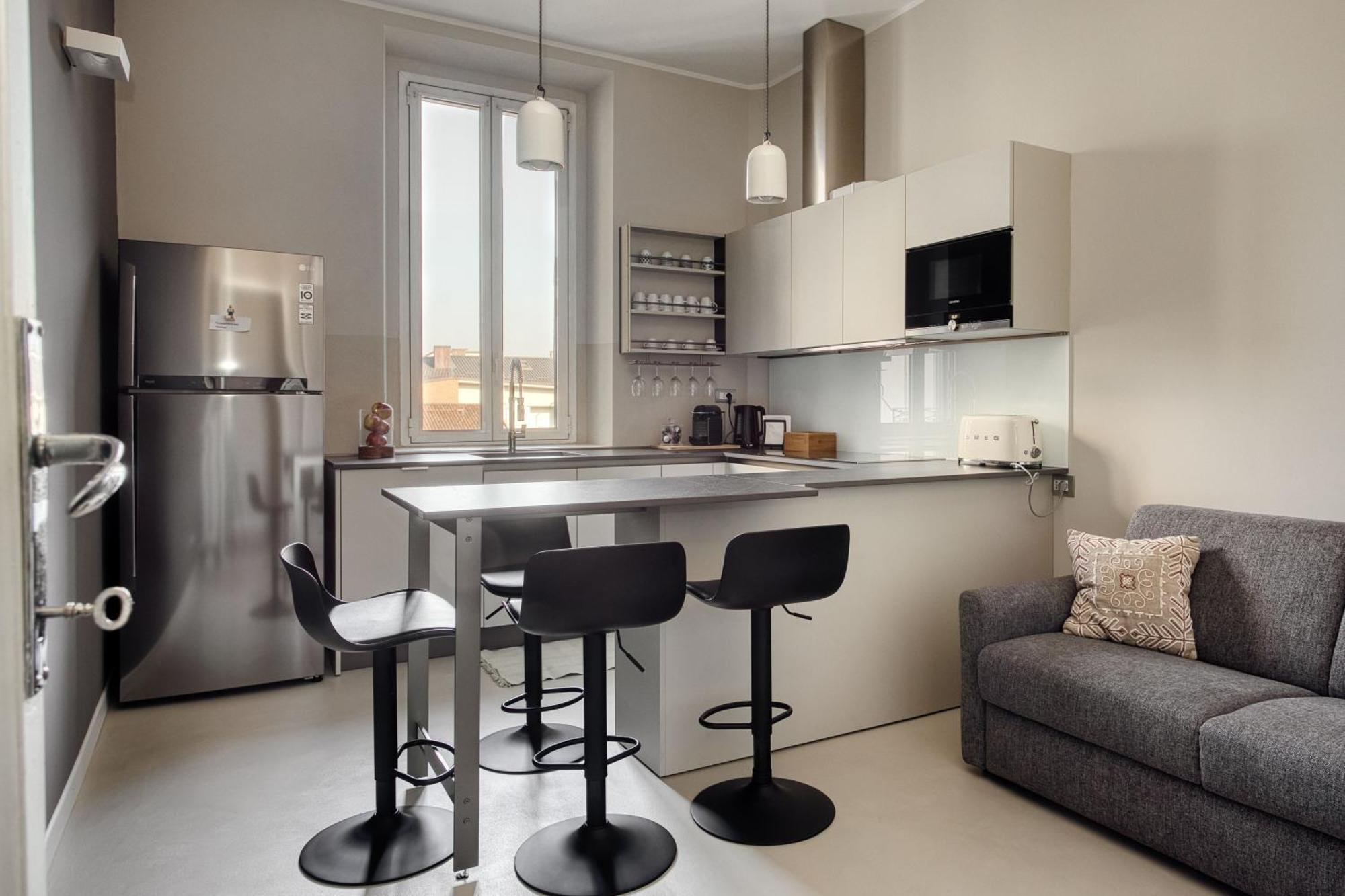 Navigli, 90 Square Meters, Free Parking Ripa Ticinese Apartment Милано Екстериор снимка