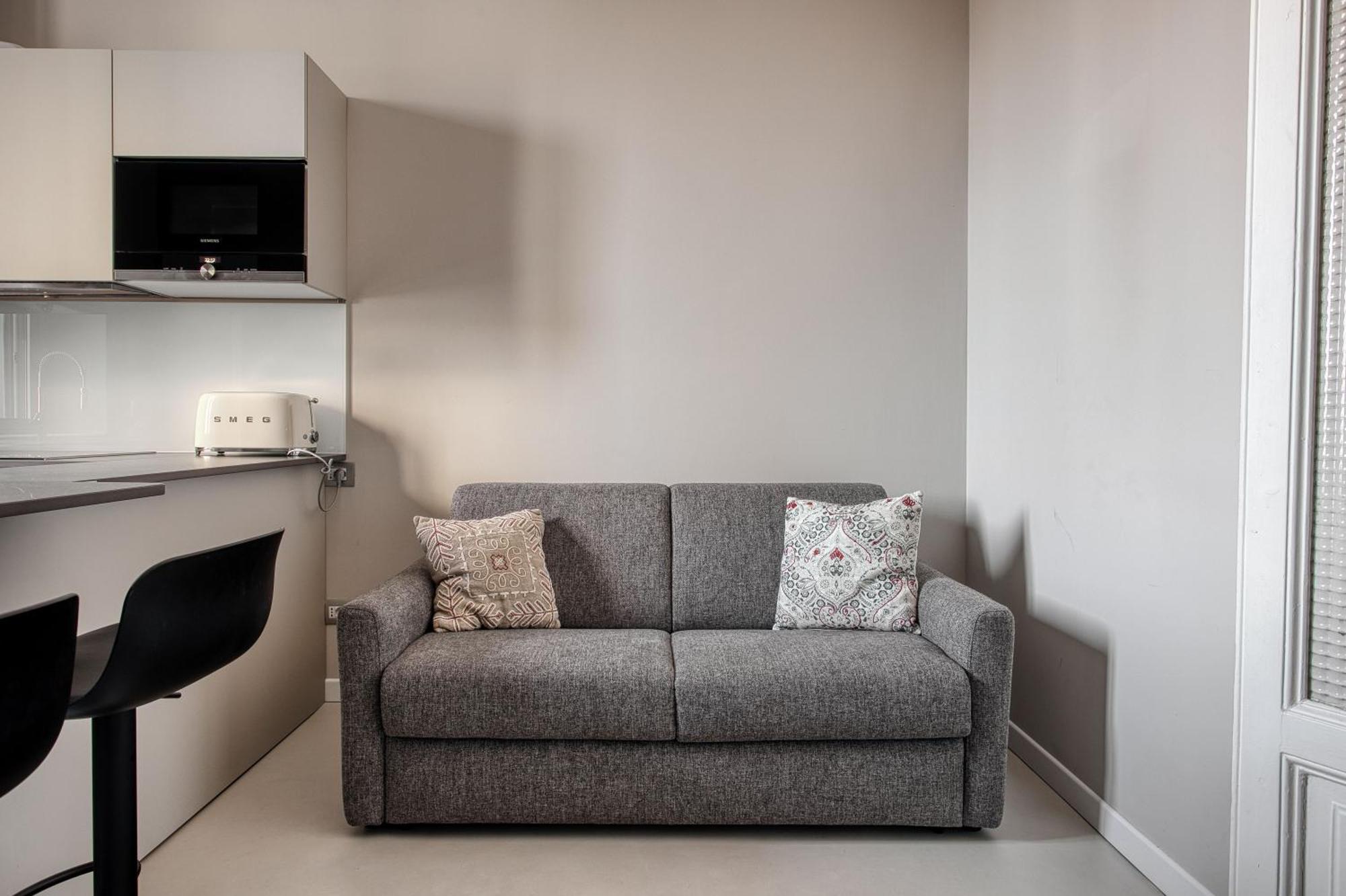 Navigli, 90 Square Meters, Free Parking Ripa Ticinese Apartment Милано Екстериор снимка